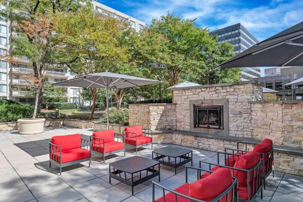 Modern Apartment At Crystal City Arlington Exteriér fotografie