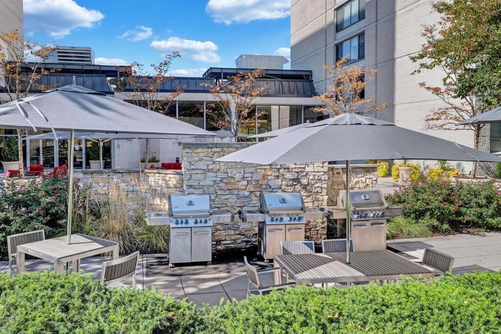 Modern Apartment At Crystal City Arlington Exteriér fotografie