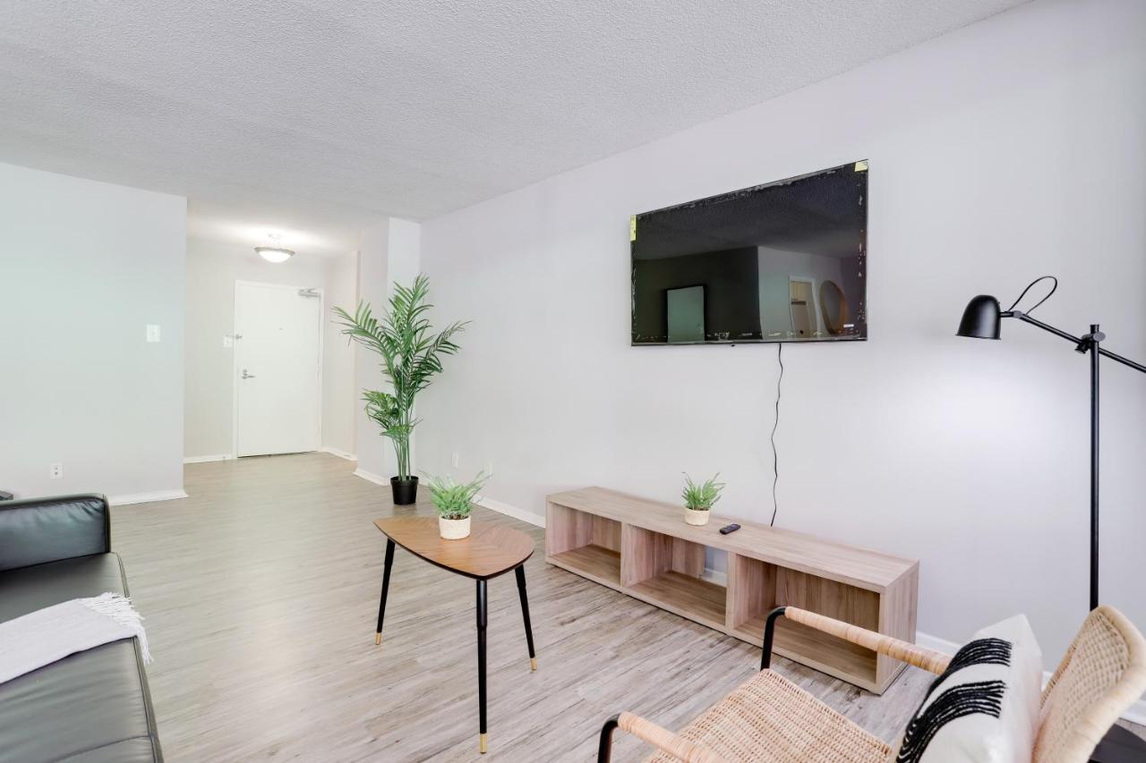Modern Apartment At Crystal City Arlington Exteriér fotografie